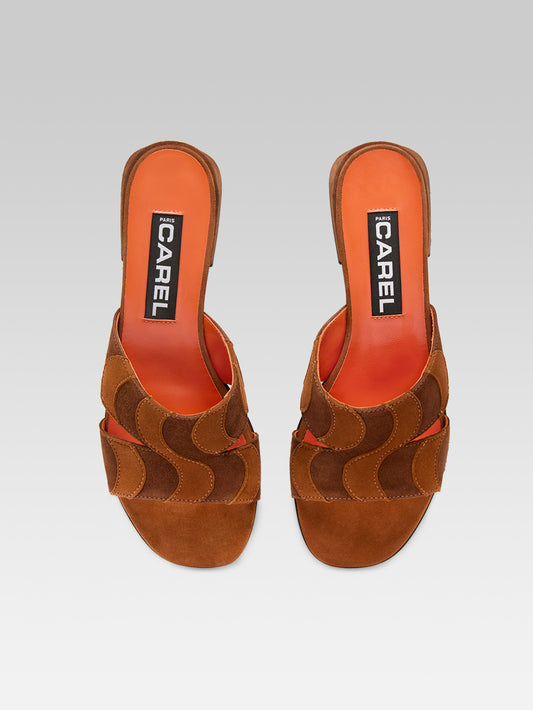 Mare - Mules cuir velours cognac - Image numéro 4