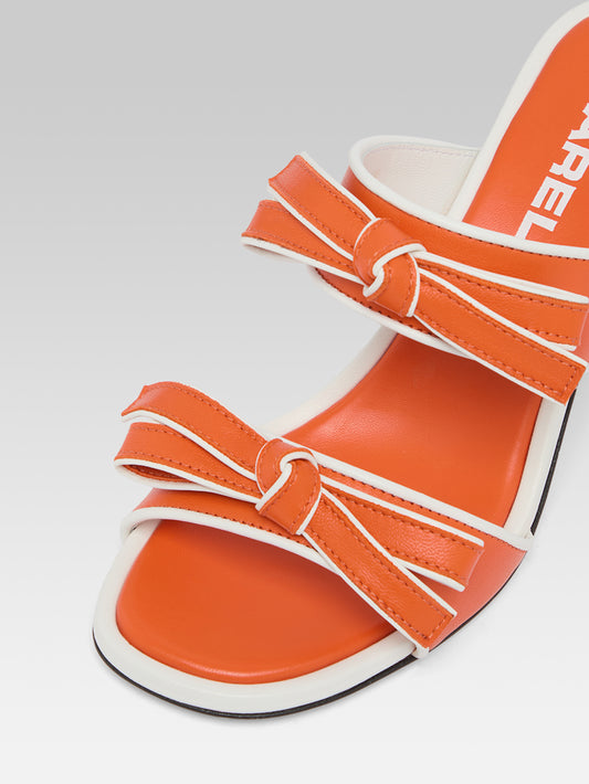 Laranja - Orange and white leather mules - Image number 2