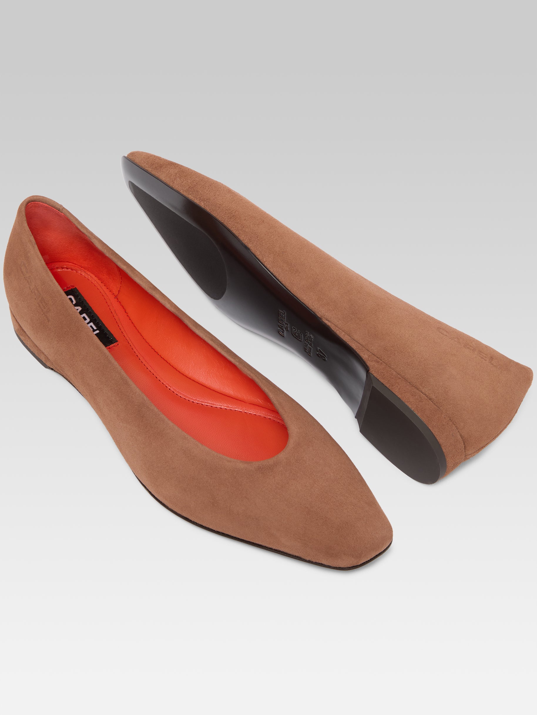 Emilia - Ballerines cuir velours cognac - Image numéro 3