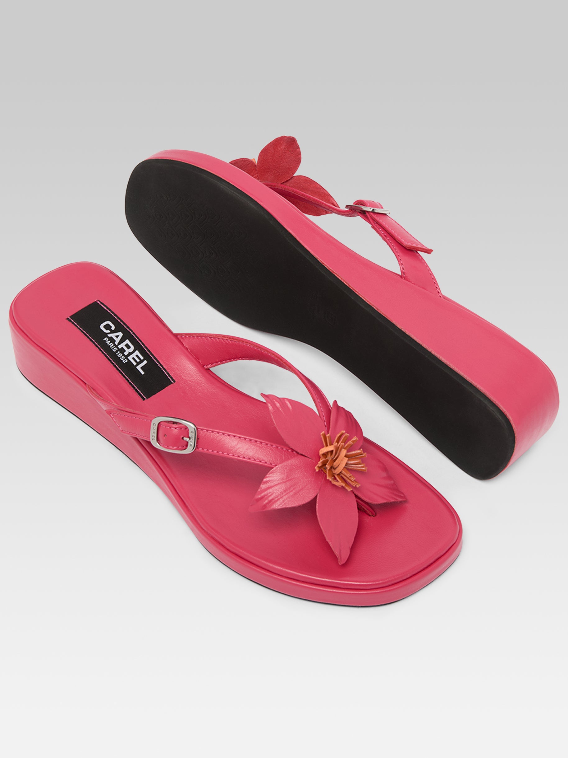 Piscine - Pink leather sandals with pink flower - Image number 10