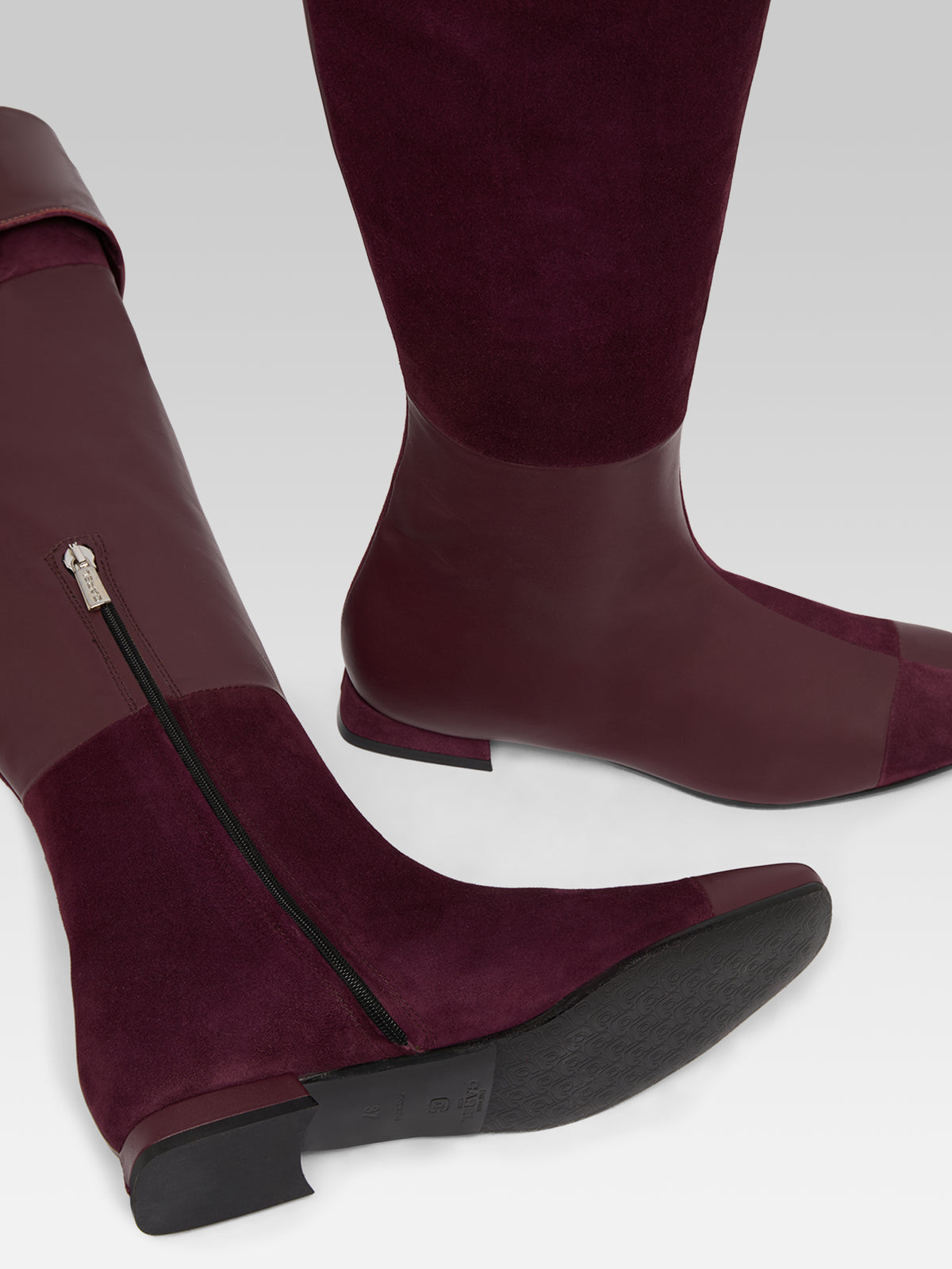 Simona - Cuissardes en cuir et cuir velours aubergine