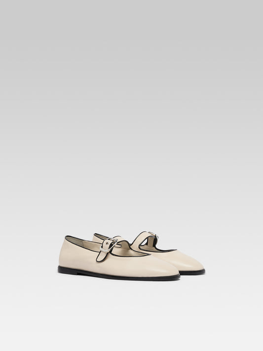 Iris - Ballerines babies cuir ivoire et verni noir - Image numéro 2