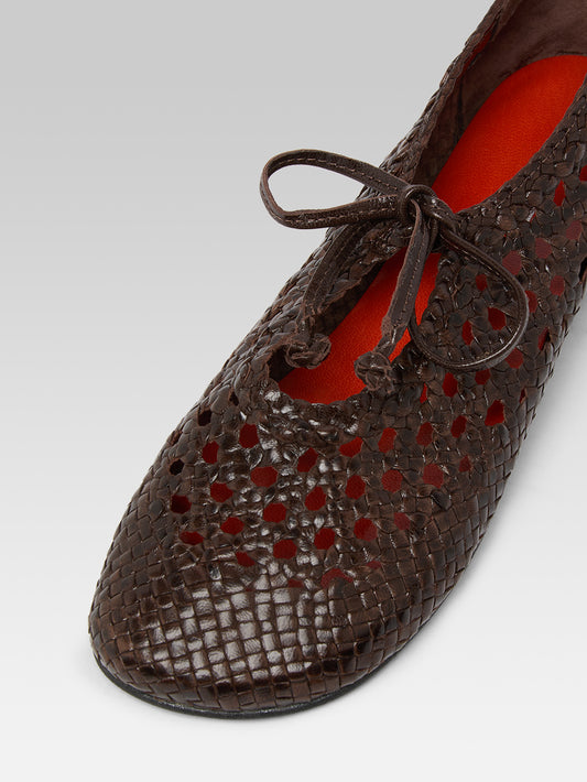 Bandol - Brown braided leather Mary Janes  - Image number 3