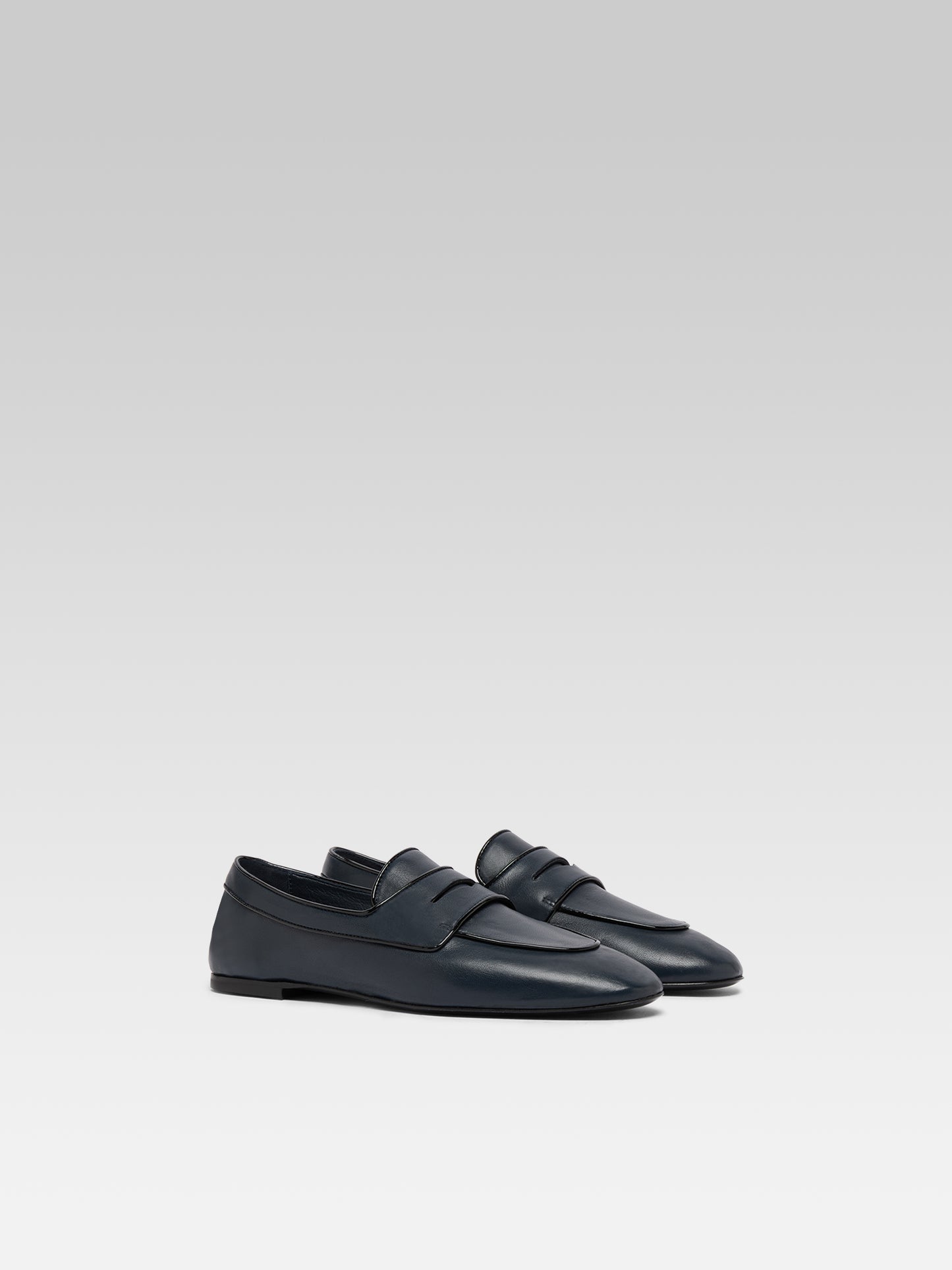 Regina - Navy blue leather loafers
