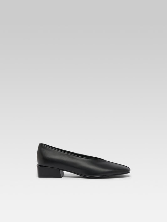 Giulia - Black patent leather ballet flats - Image number 1