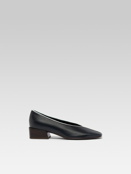 Giulia - Navy leather and ivory patent ballet flats