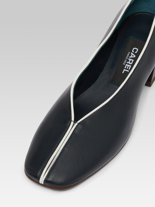 Giulia - Navy leather and ivory patent ballet flats - Image number 3