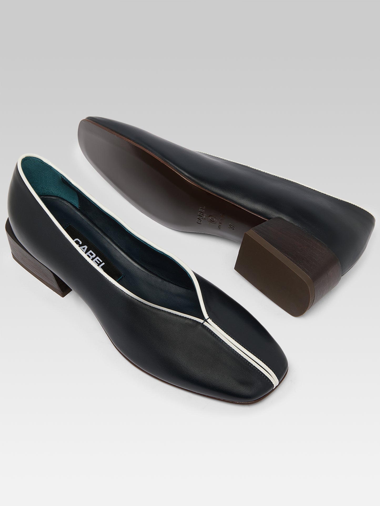 Giulia - Ballerines cuir marine et verni ivoire