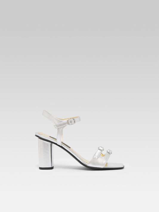 Angelica - Sandales à talon cuir laminé argent - Image numéro 1