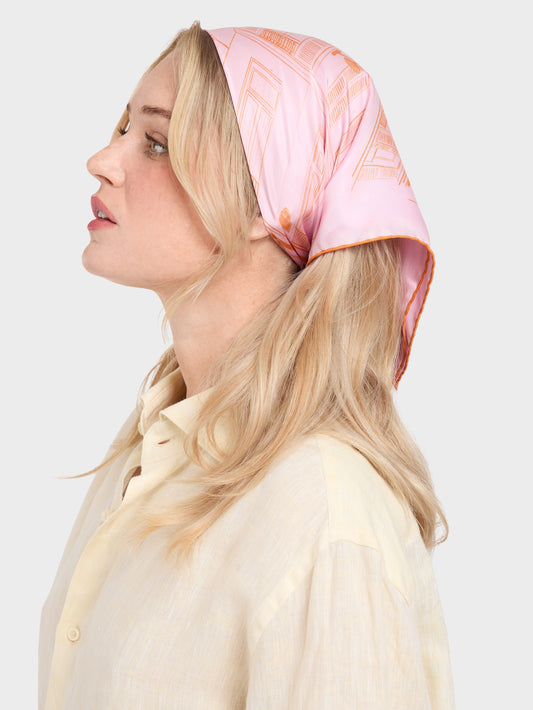 Marais - Foulard en soie imprimée rose et orange - Image numéro 4