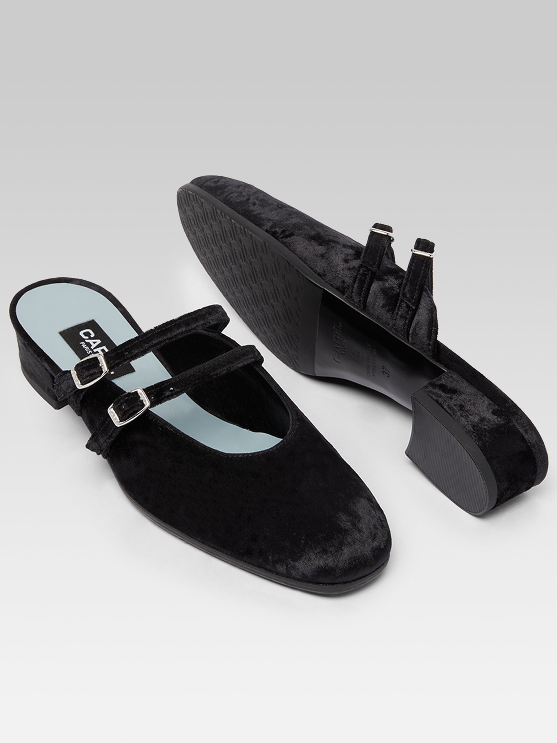 Pomme - Mules à brides cuir velour noir - Image numéro 5