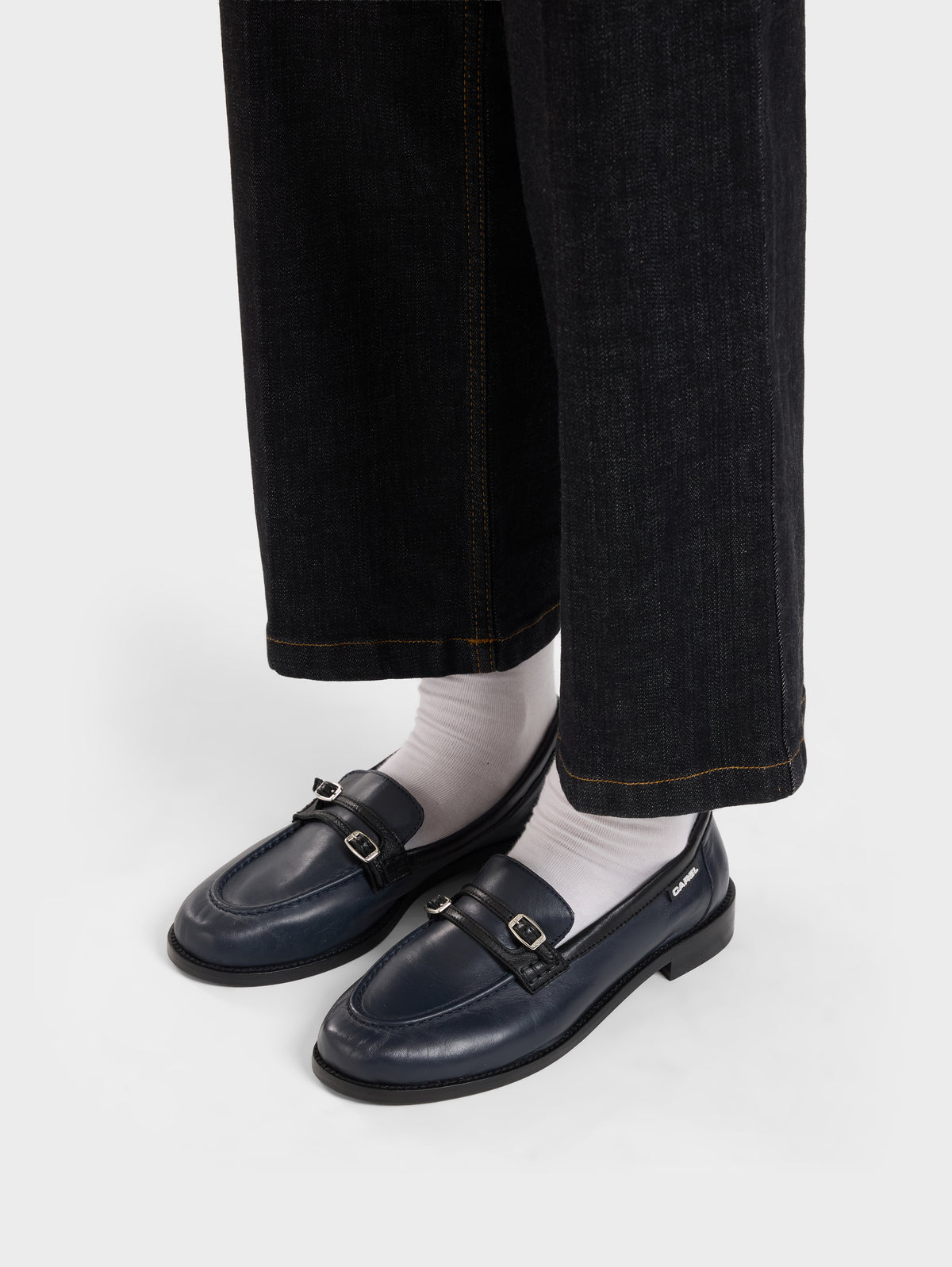 Gina - Navy blue and black leather loafers