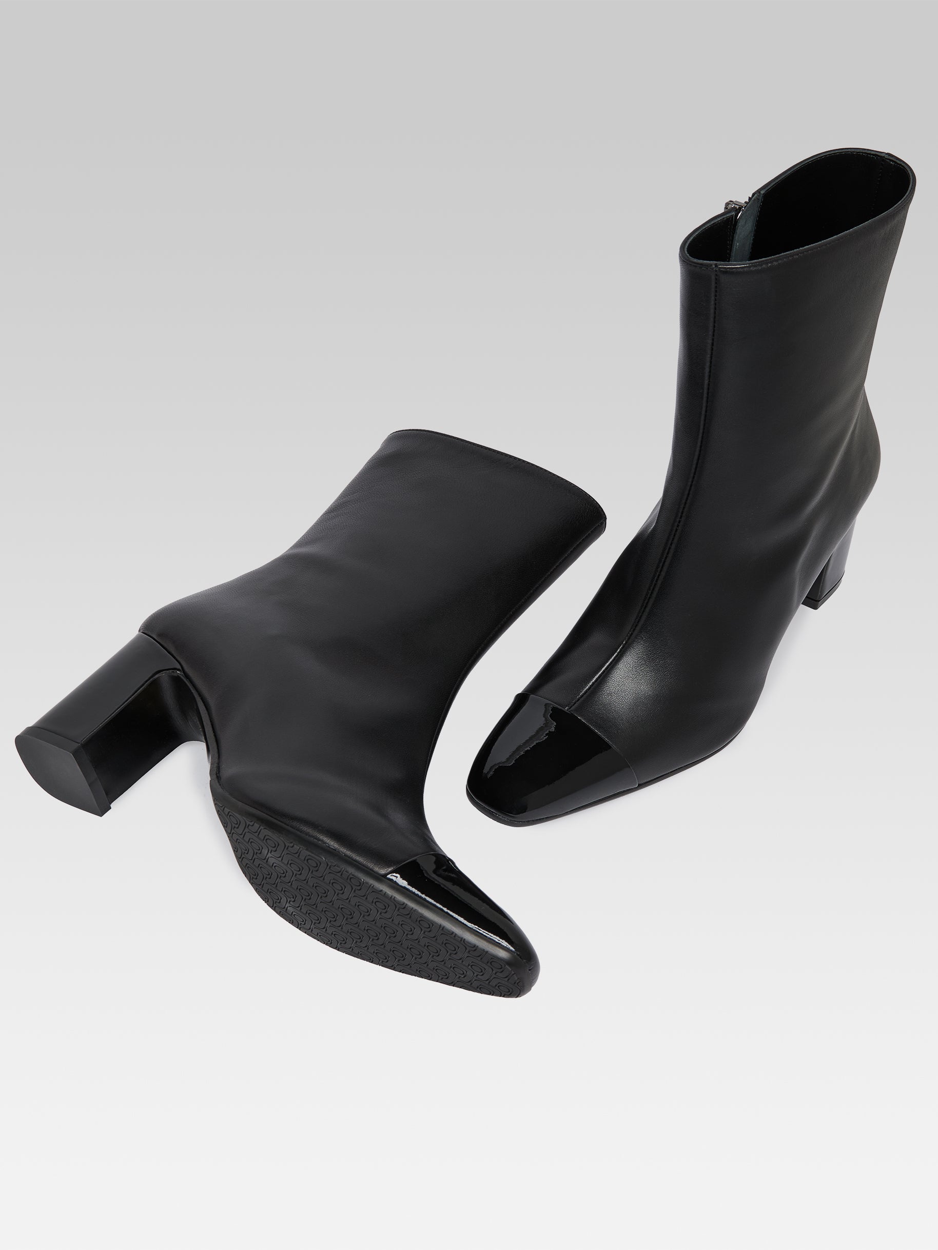 Sofia - Black leather and patent leather ankle boots - Image number 4