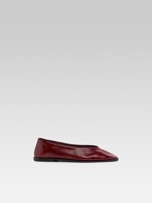 Amanda - Two-tone burgundy patent leather ballet flats