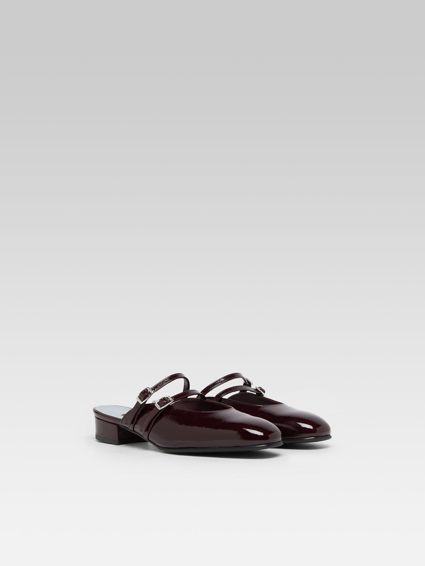 Pomme - Mules à brides cuir verni aubergine