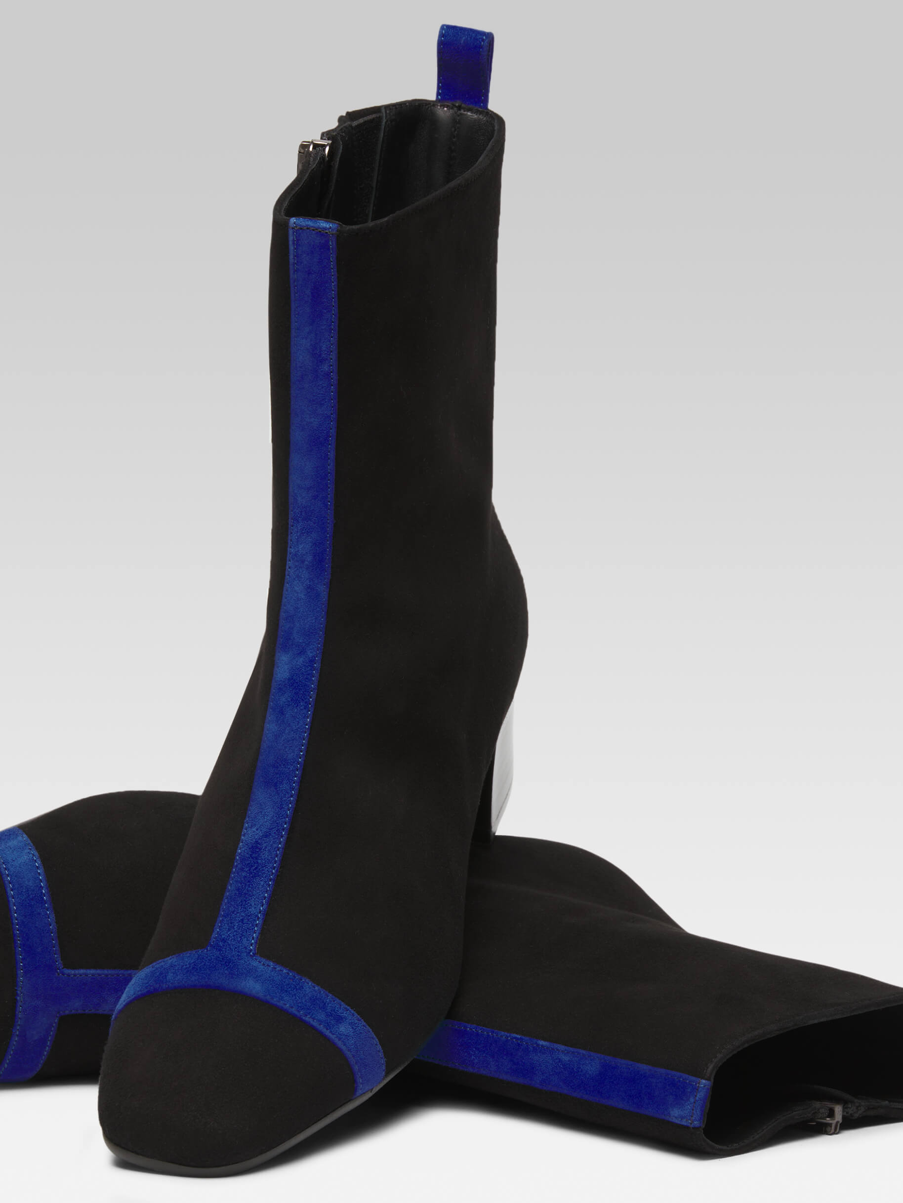 Audrey - Bottines cuir velours noir et bleu royal - Image numéro 5