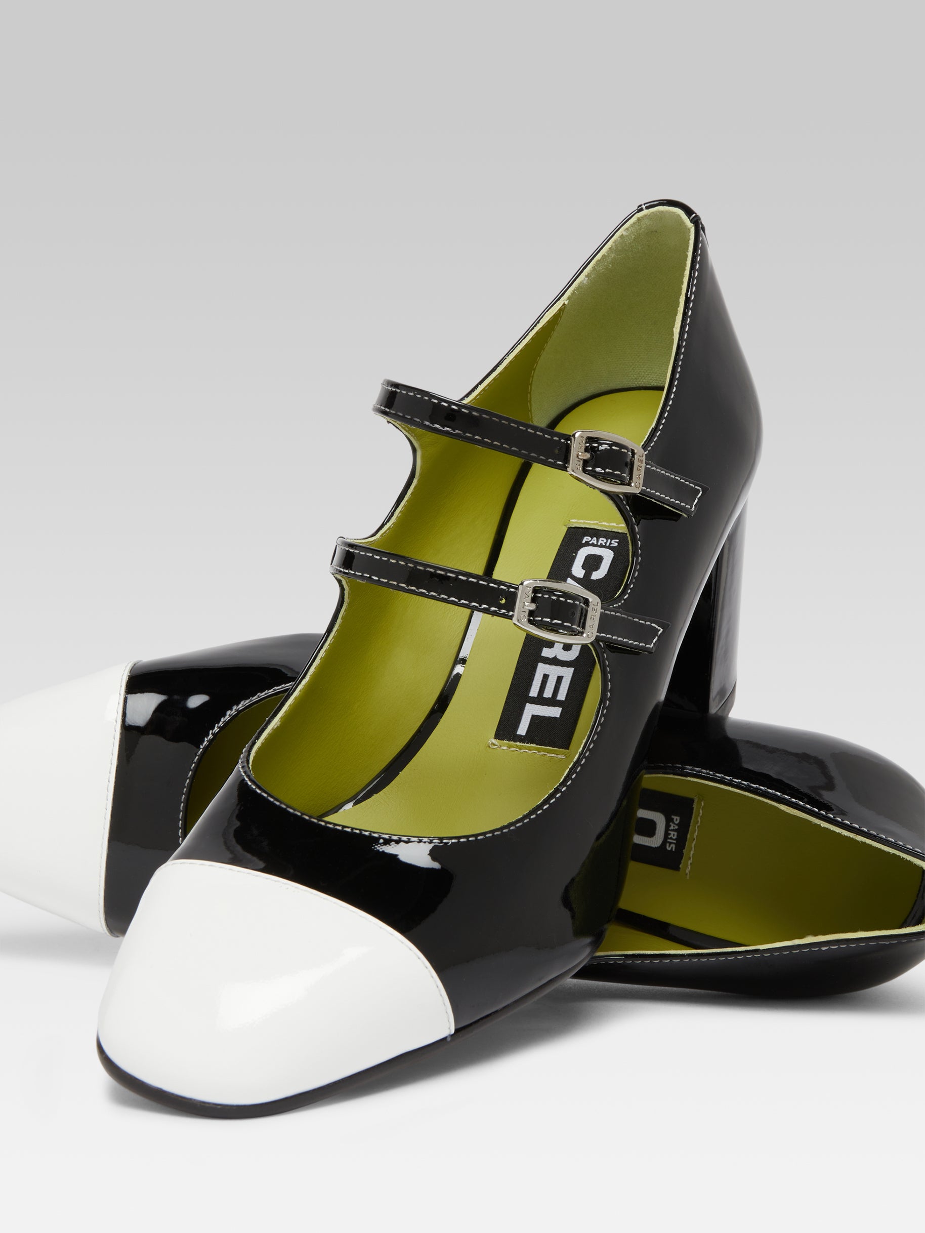 Cherry - Black and white patent leather Mary Janes pumps - Image number 2
