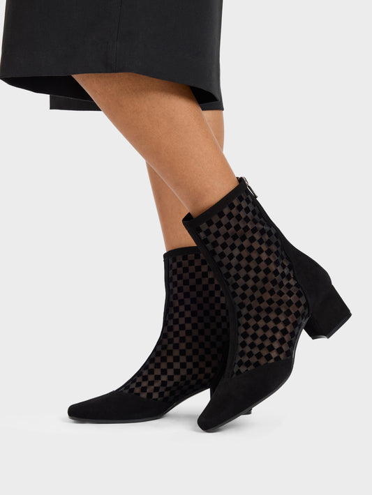 Estimenight - Black checkered suede and mesh ankle boots - Image number 3