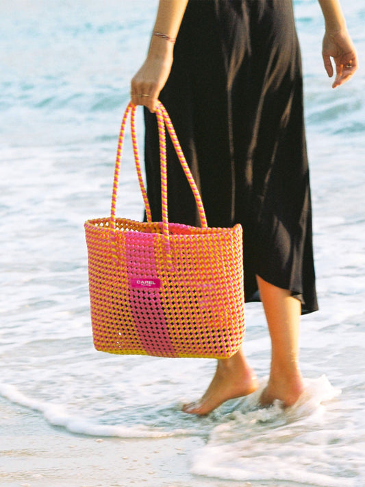 Scoubidou - Pink and yellow woven tote bag - Image number 3