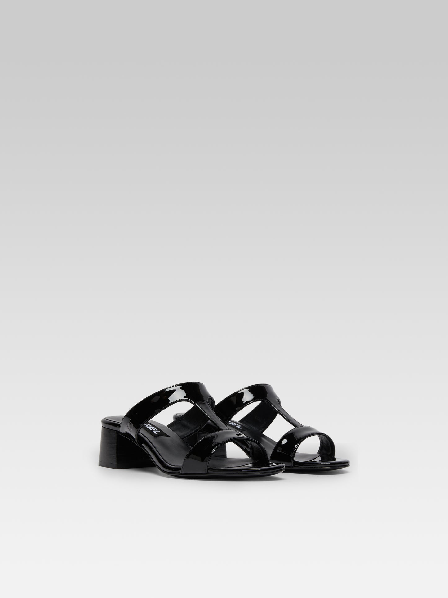 Isis - Mules cuir verni noir