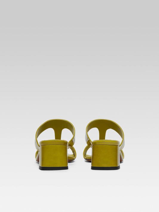 Isis - Mules cuir verni vert citron - Image numéro 4