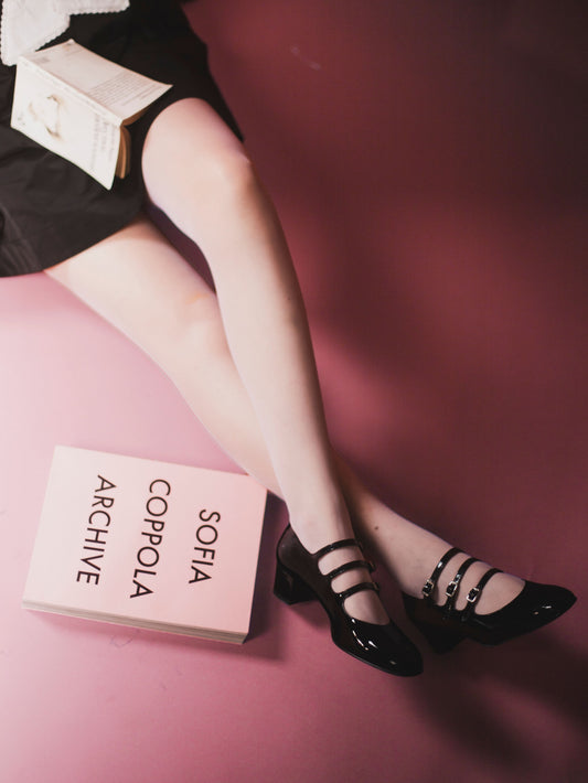 Kina - Escarpins babies cuir verni noir - Image numéro 7