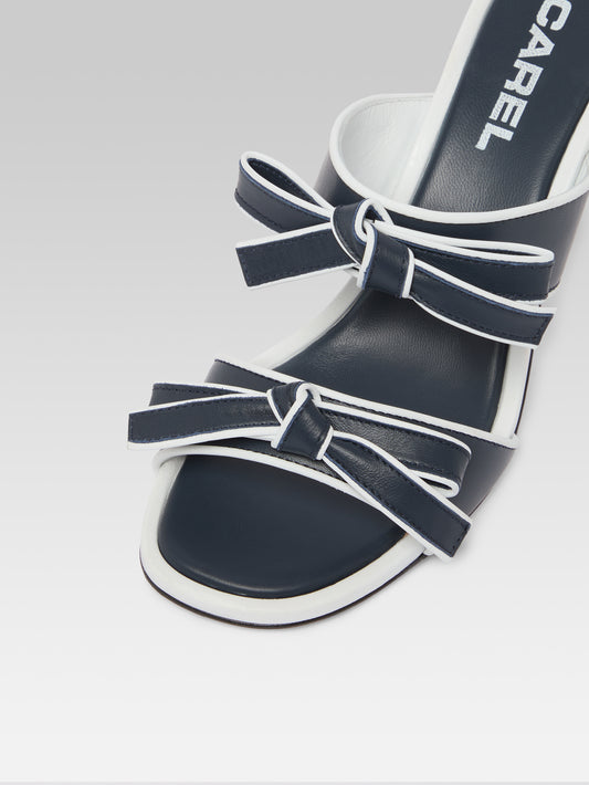 Laranja - Navy blue and white leather mules - Image number 2