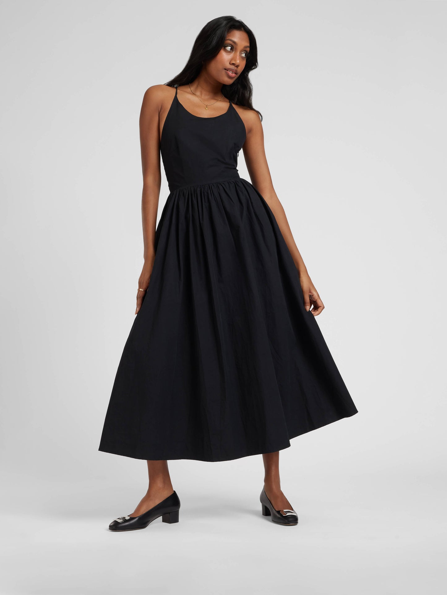 Camelia - Black leather pumps with C jewel
