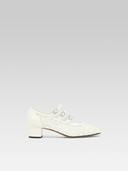 Kina - Escarpins babies cuir ivoire et dentelle à fleurs upcyclée