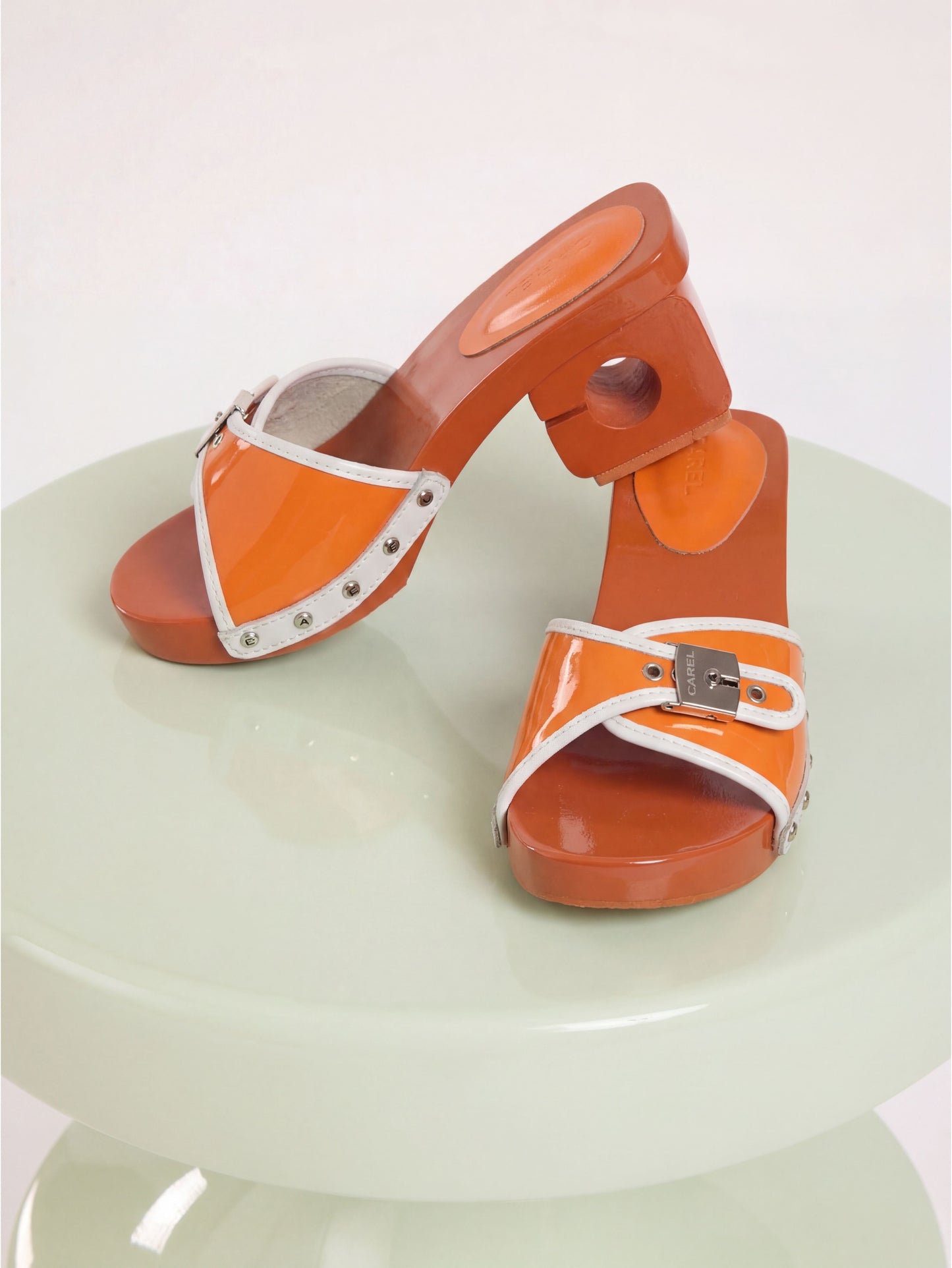 Pescarel - Orange and white leather clogs