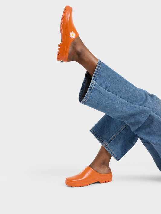 Nectar - Orange clog with flower - Image number 3