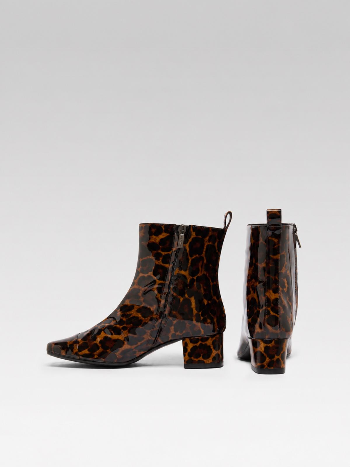 Estime - Leopard patent leather ankle boots