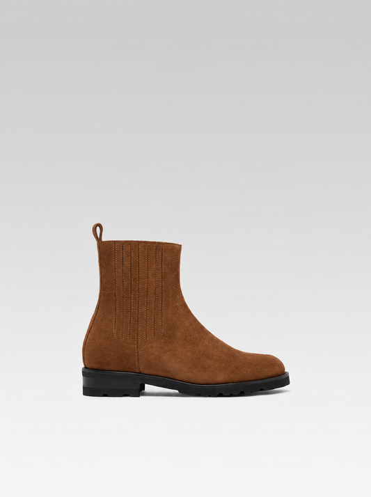 Chouchou - Brandy suede ankle boots