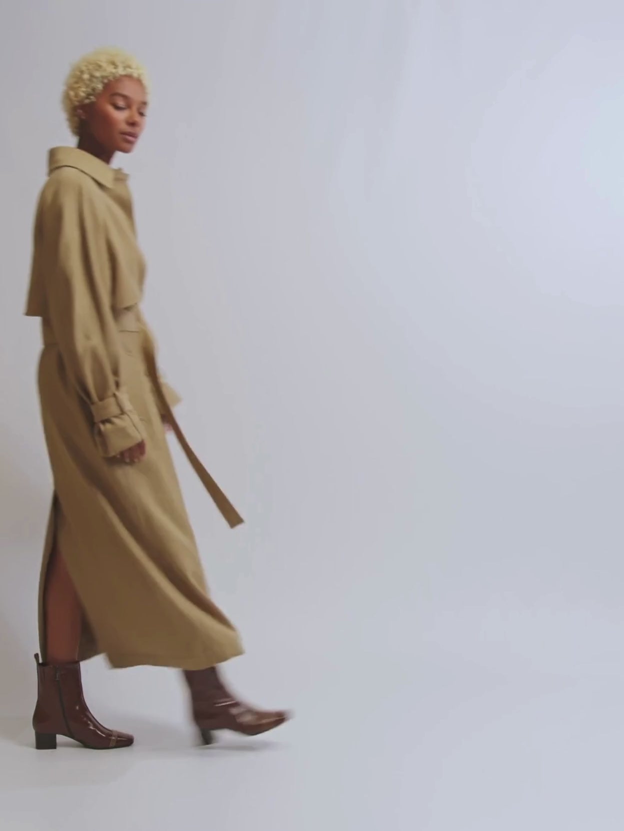 Audrey - Bottines cuir verni naplack marron et beige - Image numéro 7